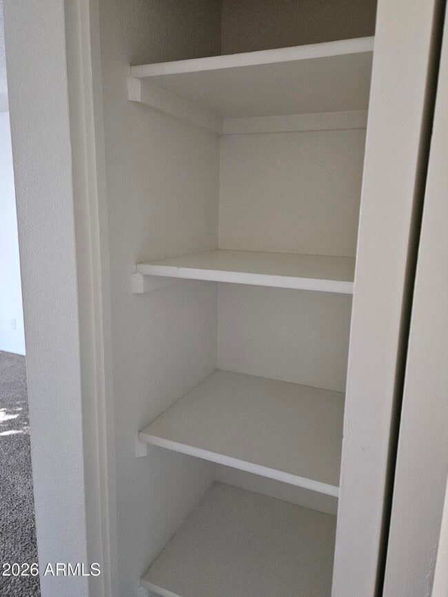 Building Photo - 835 N Granite Reef Rd