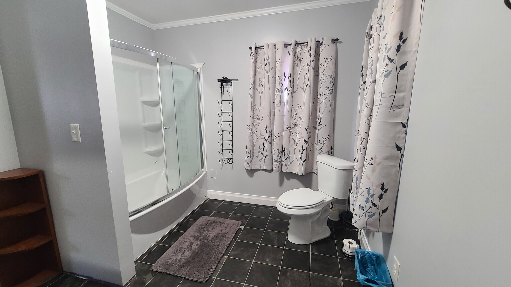 Building Photo - 457 N Flat Rock Rd