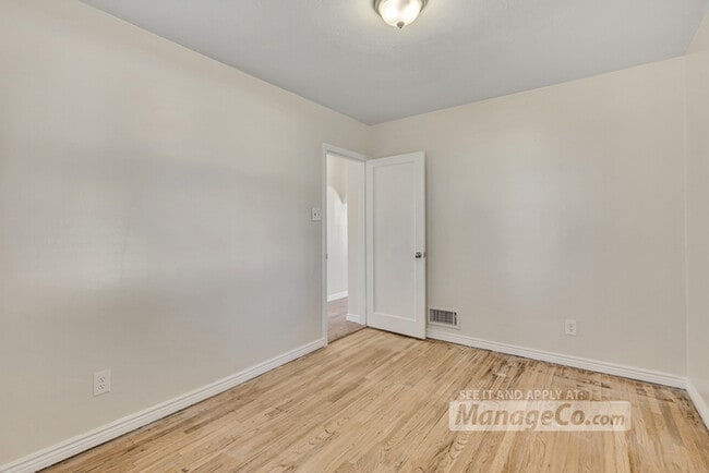 Building Photo - Freshly Renovated Clearfield Rambler | Move-In Ready