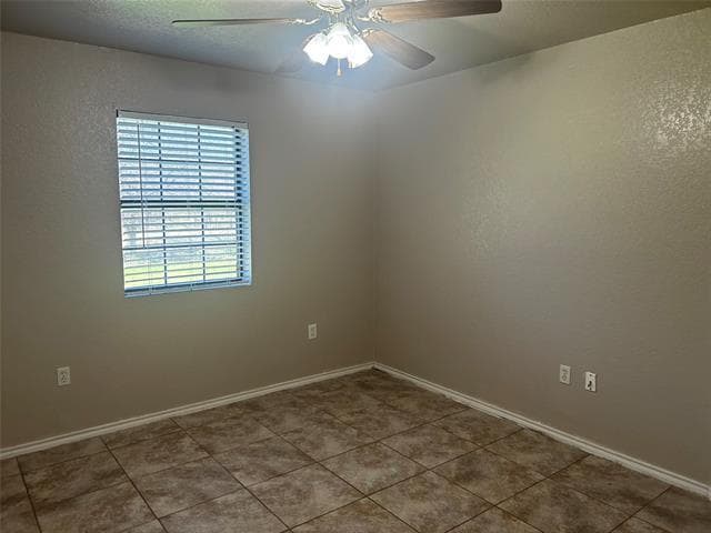 Building Photo - 604 Shady Grove Dr