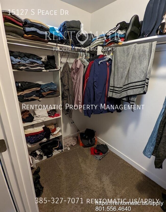 Building Photo - 15127 Peace Dr