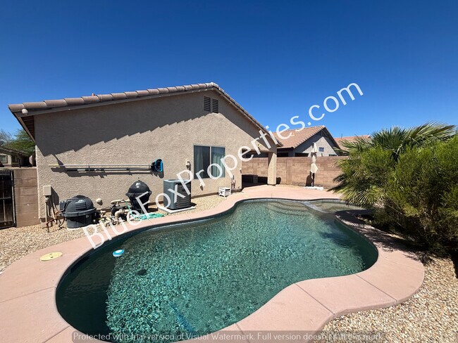 Building Photo - 7135 S Oakbank Dr