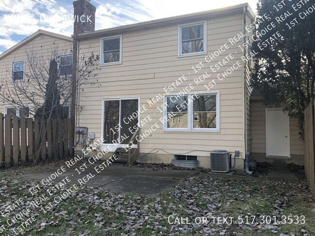 Building Photo - 2964 Briarwick-