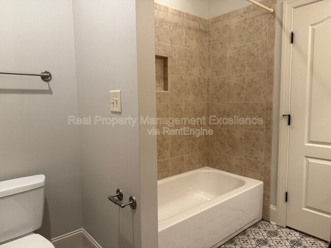 Building Photo - 4008 Enfield Ridge Dr