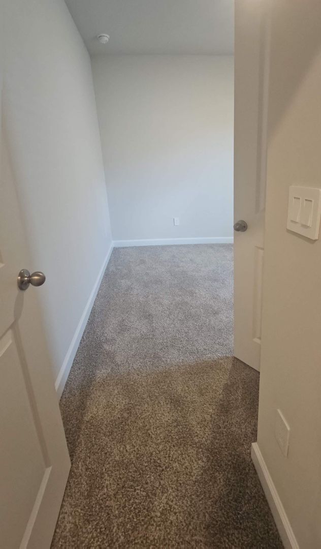 Building Photo - A Place to Call Home in Cypress Ridge 3 Bedroom Rental