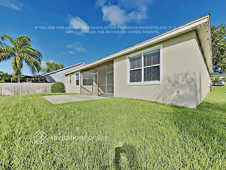 Building Photo - 1325 Golf Point Loop