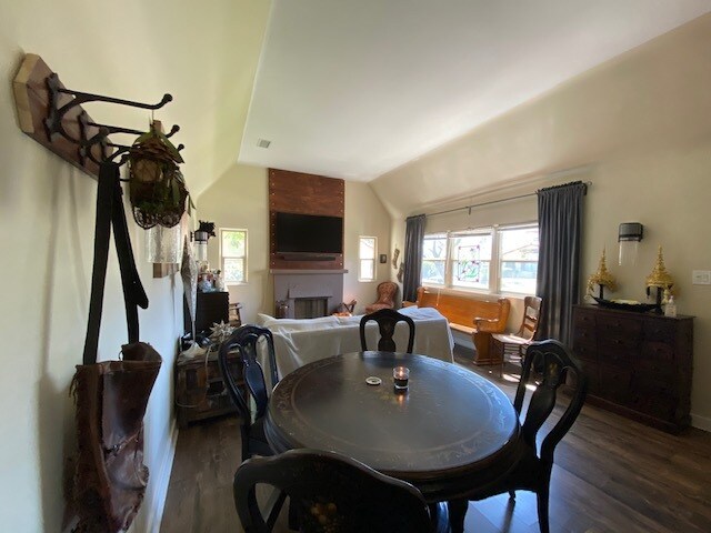 dining/living room - 1344 S Curson Ave