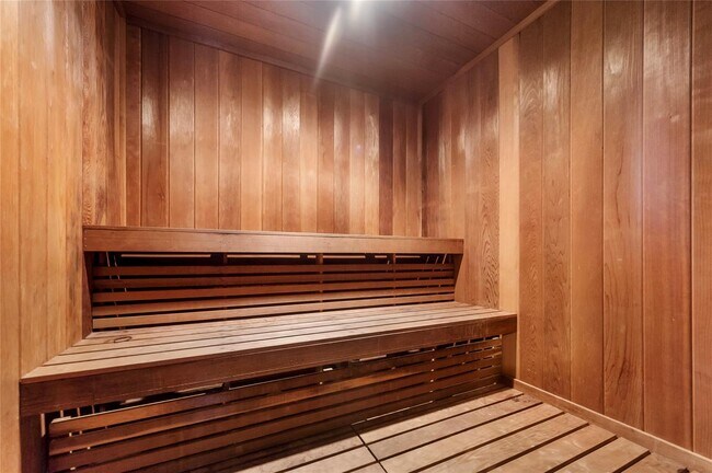 Building Photo - 10111 Vestal Ct