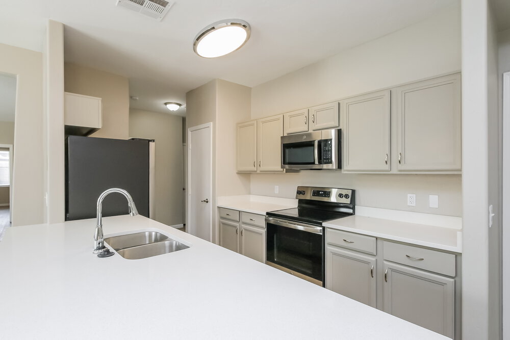 Building Photo - 3974 E Latham Way