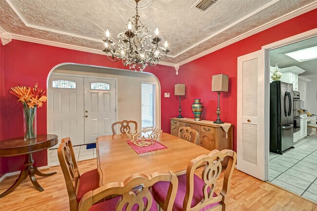 Building Photo - 3631 Glenpine Dr