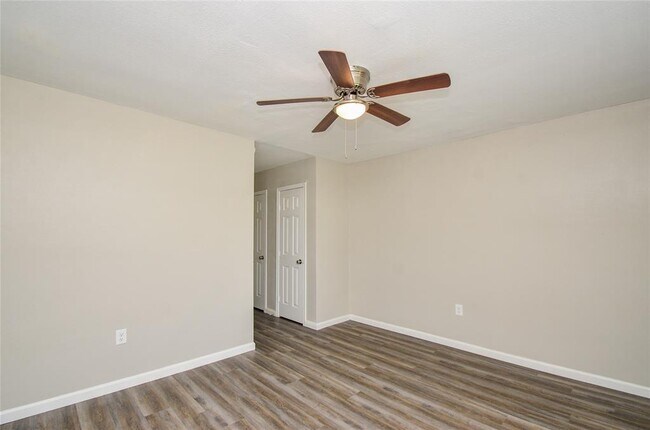Building Photo - 6610 Tierwester St
