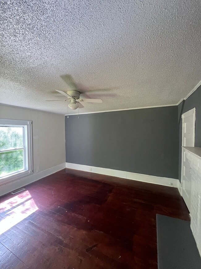 Building Photo - 3 McGowan St