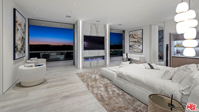 Building Photo - 9607 Highridge Dr