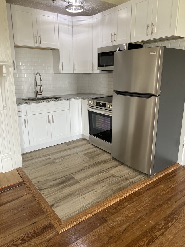 Building Photo - St Lucie Club