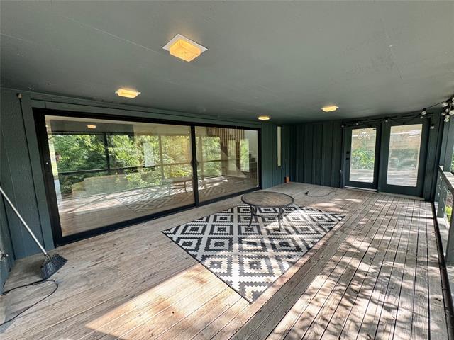 Building Photo - 211 Mill Creek Dr