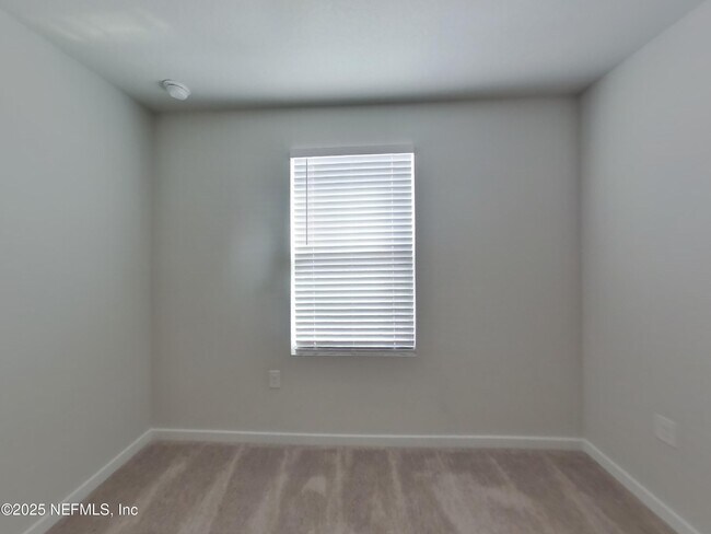 Building Photo - 14918 Macadamia Ln