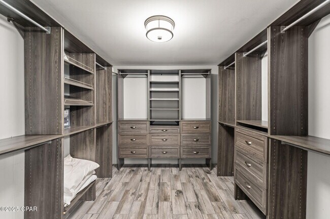 Building Photo - 3209 Swordfish Dr