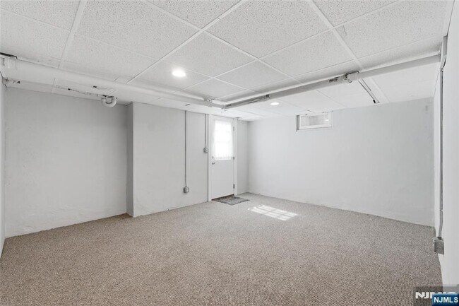 Building Photo - 54 Pomander Walk