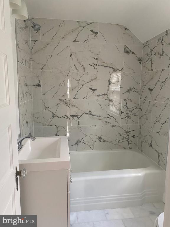 Building Photo - 4412 Jones Bridge Rd