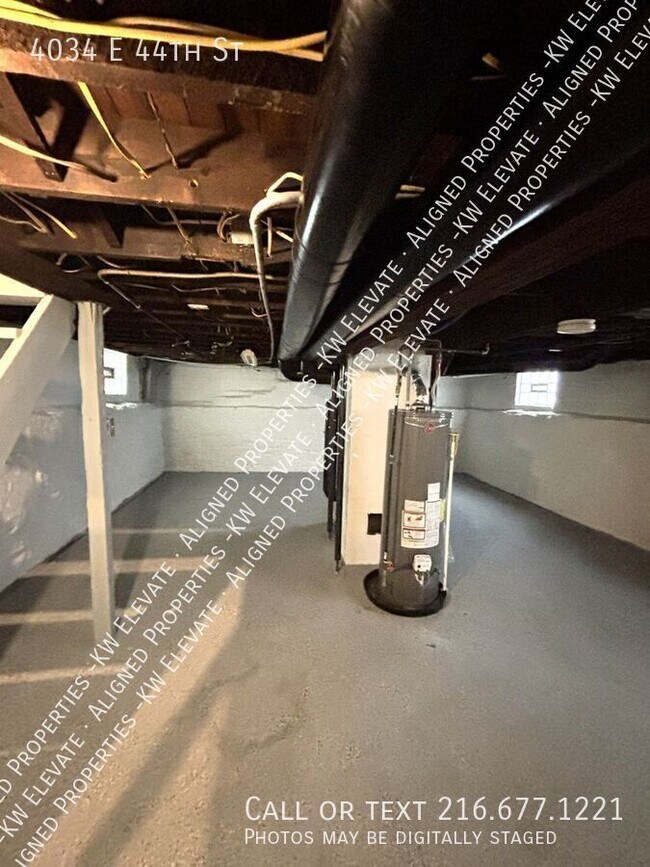 Building Photo - 4034 E 44th St