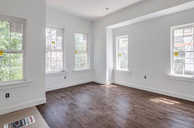 Building Photo - 2014 Mount Vernon St