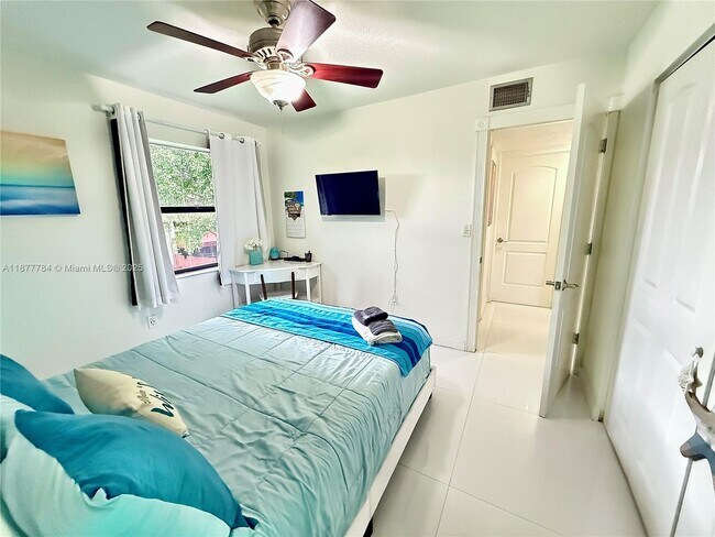 Building Photo - 10857 NW 7th St