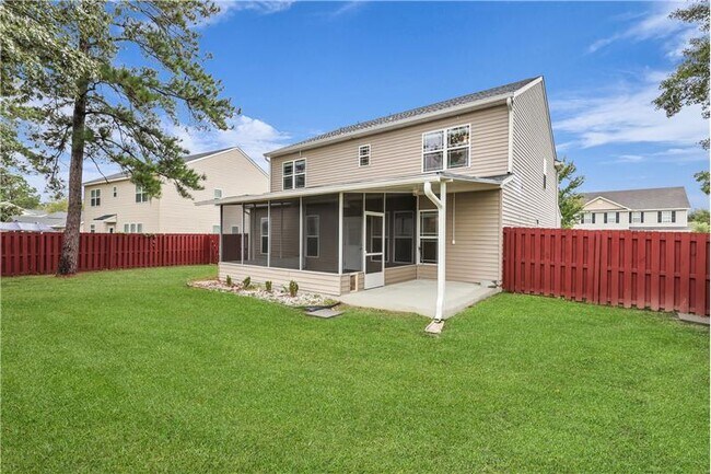 Building Photo - 13 Concordia Dr