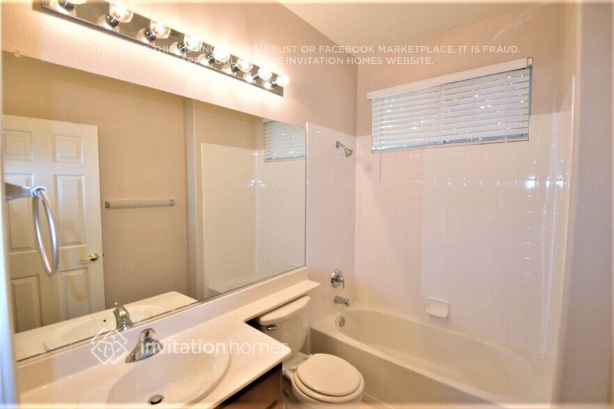 Building Photo - 3452 Yellow Cove Ln