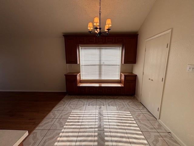 Building Photo - 1008 Rock Springs Dr