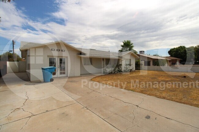 Building Photo - 1819 West Fairmount Avenue