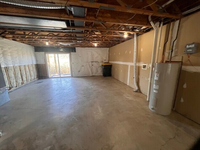 Building Photo - 3615 Harbor Rd