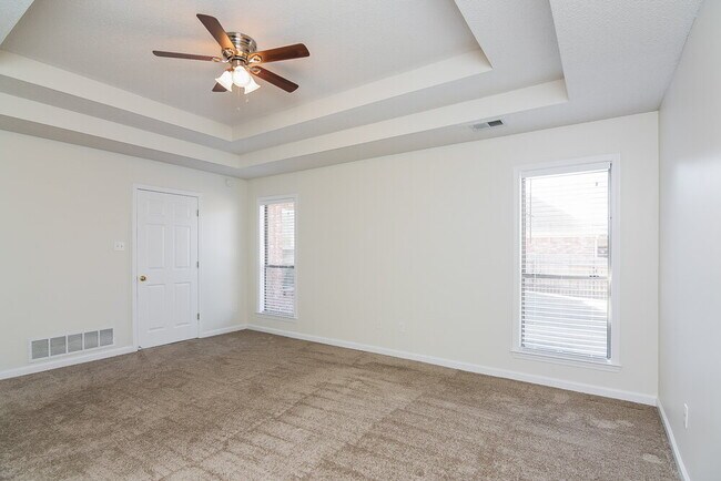 Building Photo - 7942 Breezy Meadows Ln