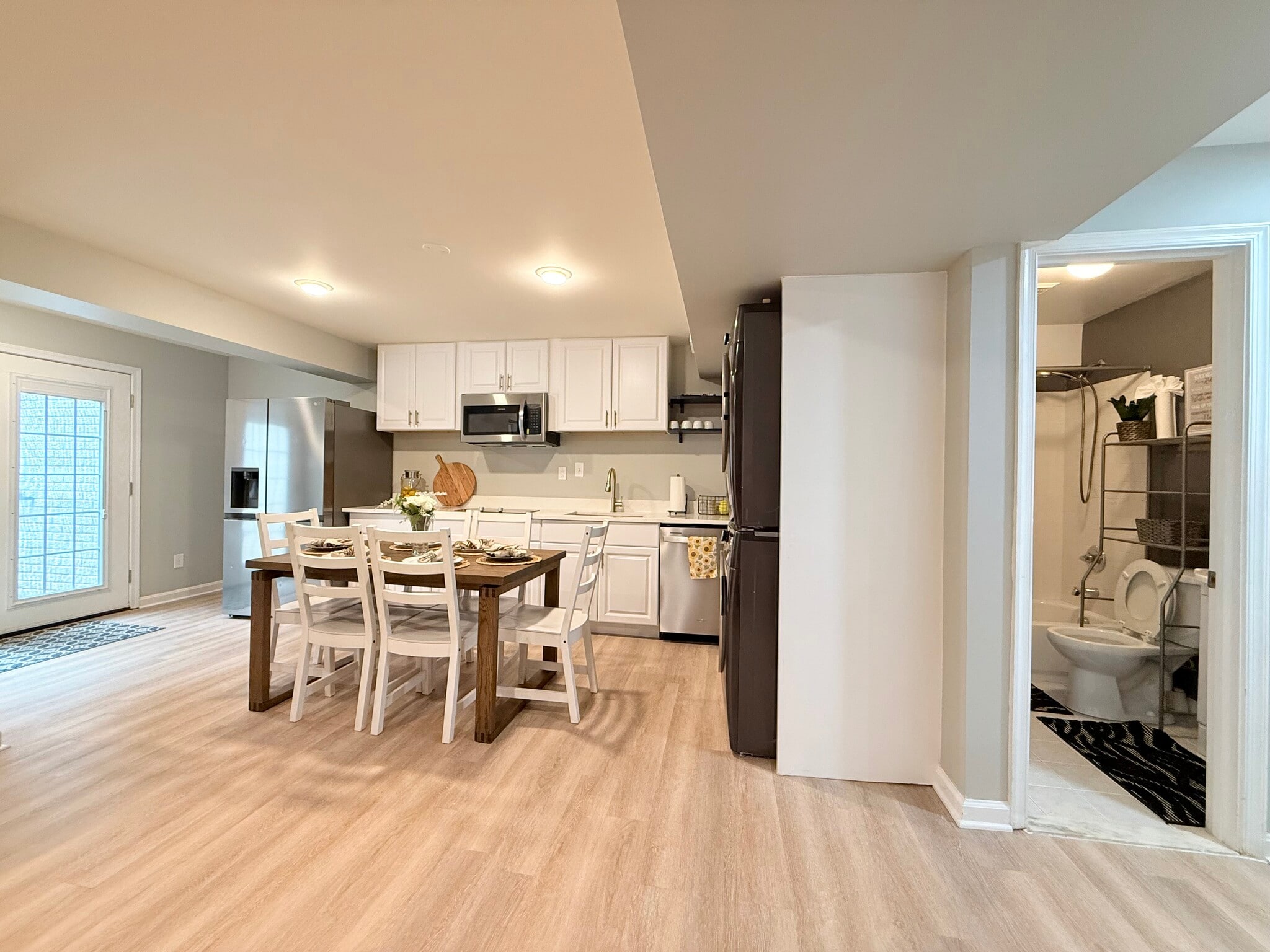 Building Photo - 12088 Maidenhair Dr
