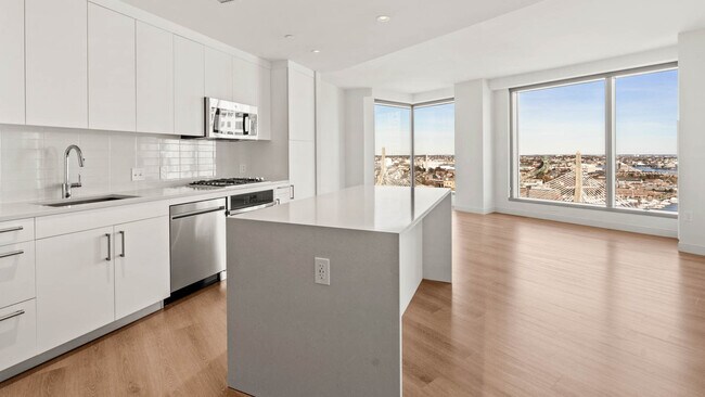 Building Photo - 35 Lomasney Wy