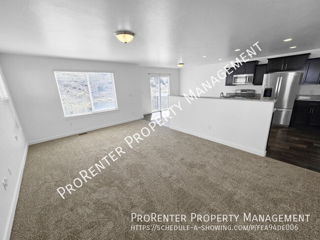 Building Photo - 15171 Gallant Dr