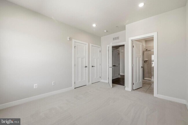 Building Photo - 3411 Angelica Wy