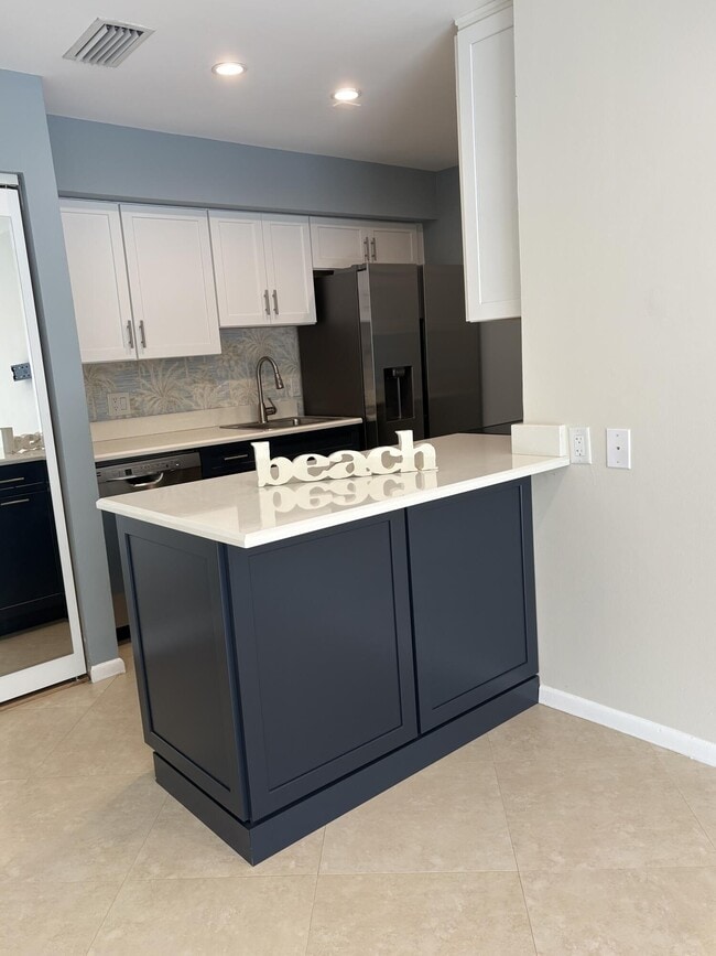 Building Photo - 600 Executive Center Dr