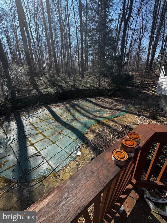 Building Photo - 2133 Hallmark Dr