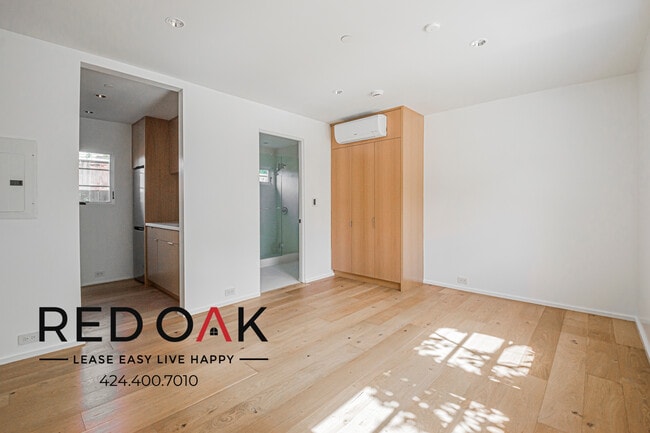 Building Photo - 2403 S Centinela Ave