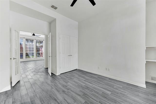 Building Photo - 1010 Westwood Ct