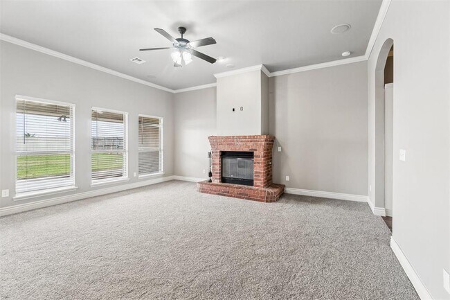 Building Photo - 4925 NW 164th Terrace