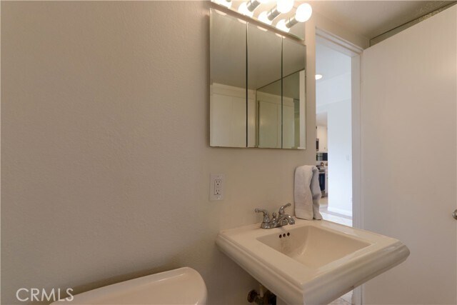 Building Photo - 12484 Montecito Rd