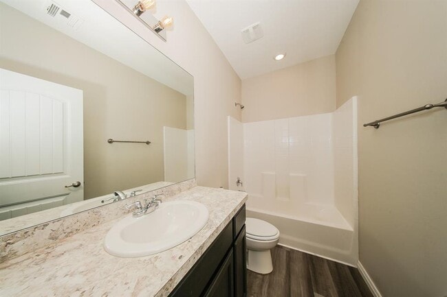 Building Photo - 2516 Colby Ct