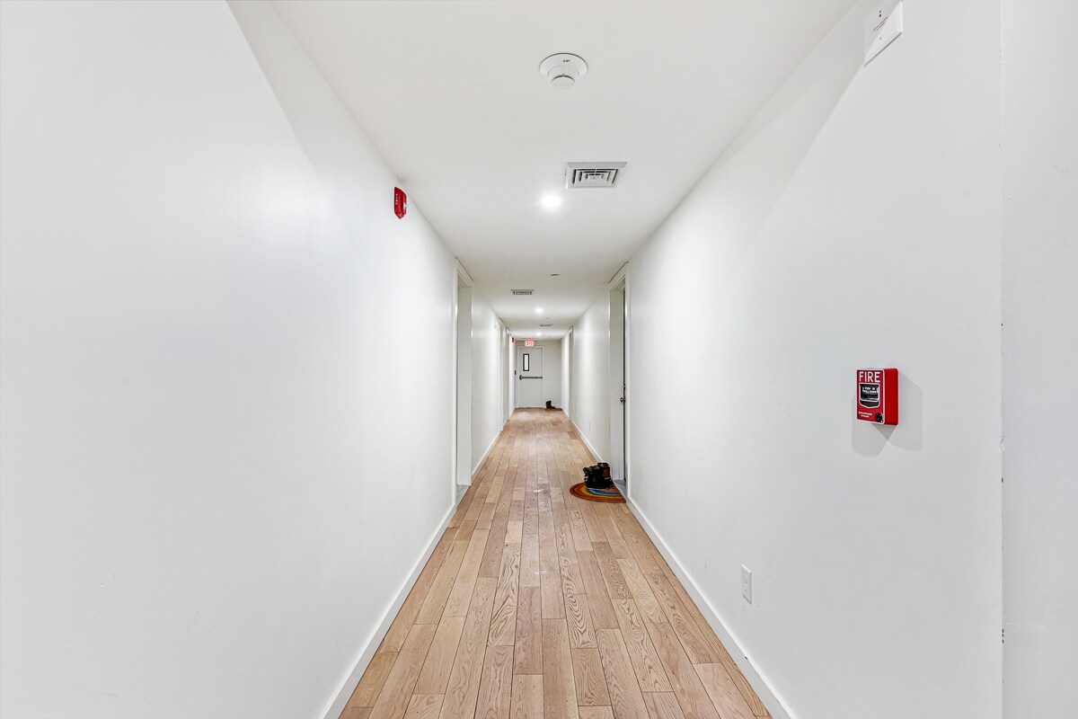 Building Photo - 123 Friendship St