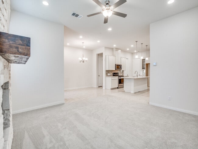 Building Photo - 17751 Shumard Oak Dr