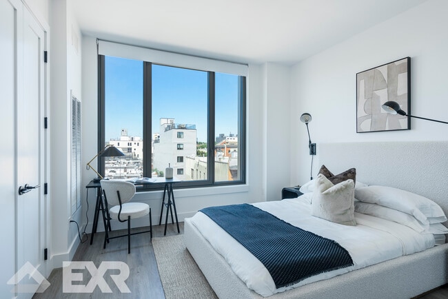 Building Photo - 210 Clarkson Ave