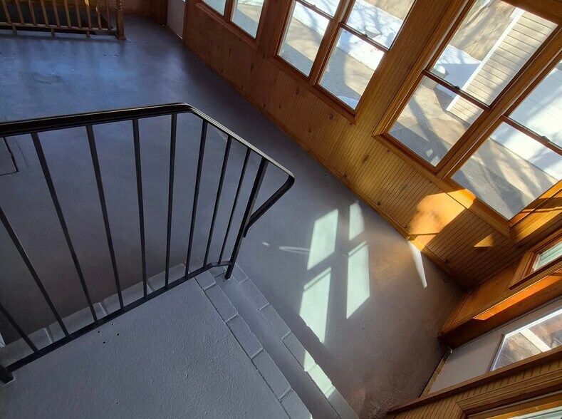 Building Photo - 53 Corey Ave