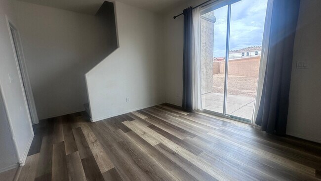Building Photo - 7313 S 48th Dr
