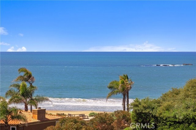 Building Photo - 504 Avenida La Costa