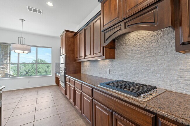 Building Photo - 13271 Mesa Verde Dr